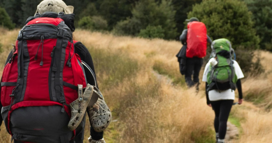 Petualangan Outdoor Big Sur. Mendaki, Kayak, dan Jalur Alam